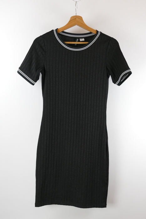 Schwarzes Kleid, Gr. 38, H&M