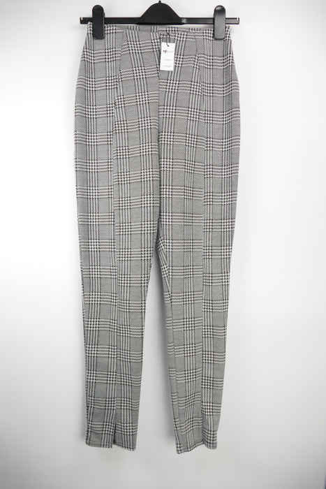 Schwarz-weisse Damen Stoffhose, Gr. 38, MISSGUIDED