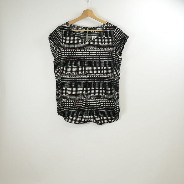 Schwarz-weisse Bluse, Gr. 40, ONLY