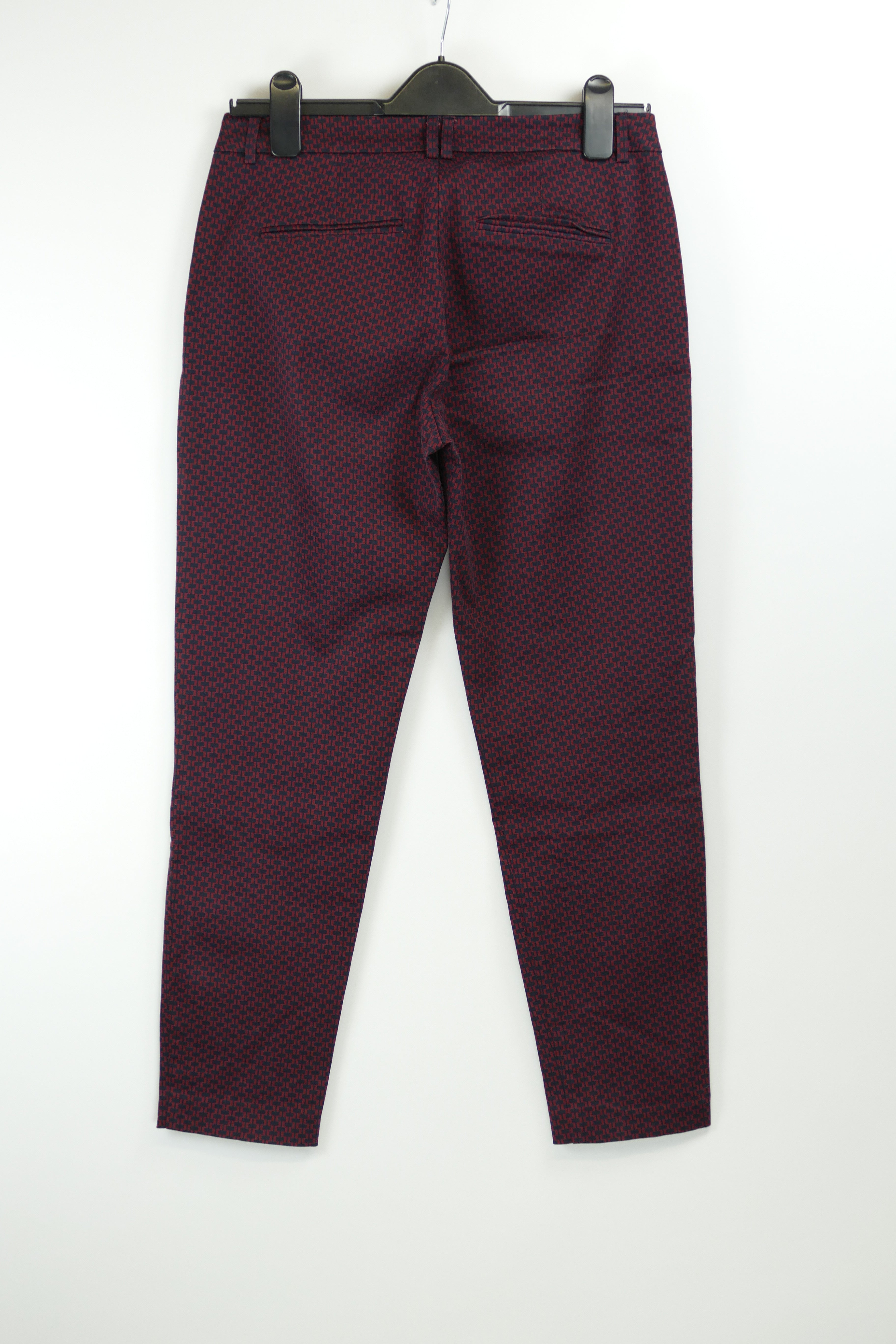 Dunkelrote Damen Stoffhose, Gr. 38, orsay