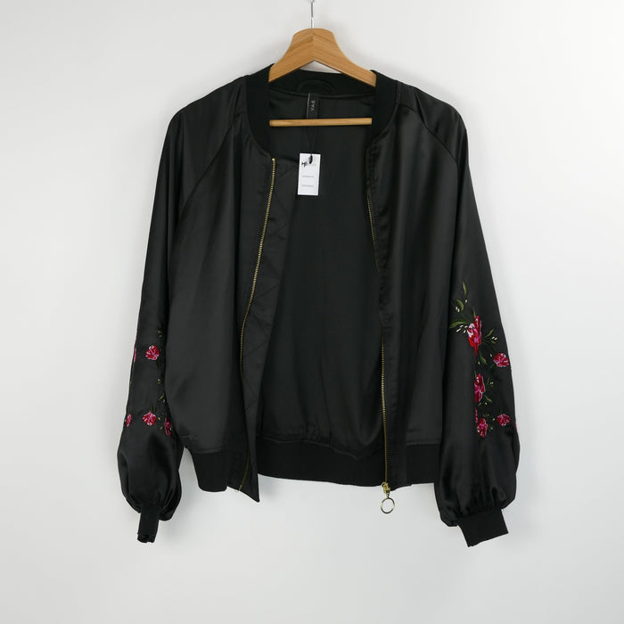 Schwarze Jacke mit Blumenmuster, Gr. S, Y.A.S