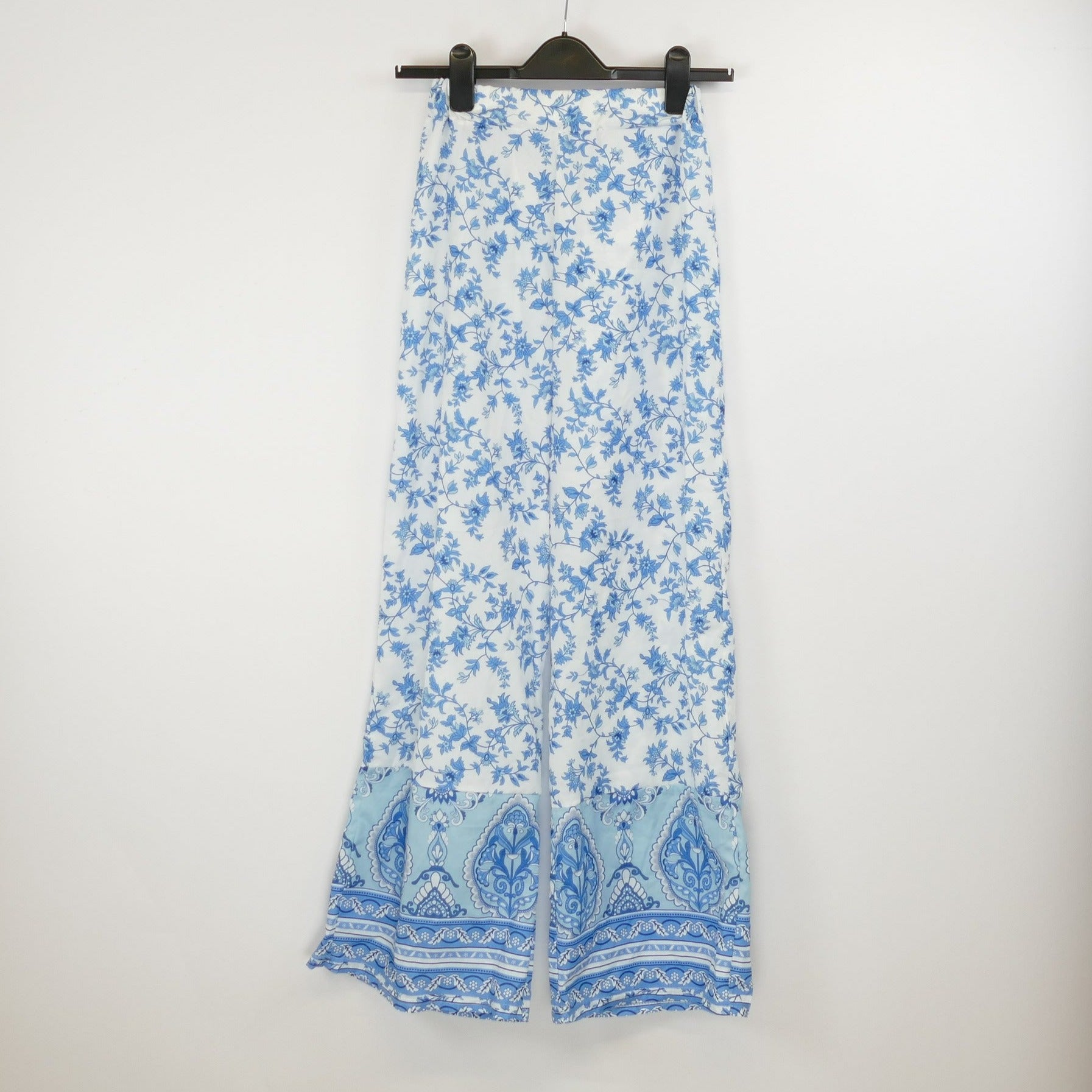 Weiss-blaue Stoffhose, Gr. S (high waist)