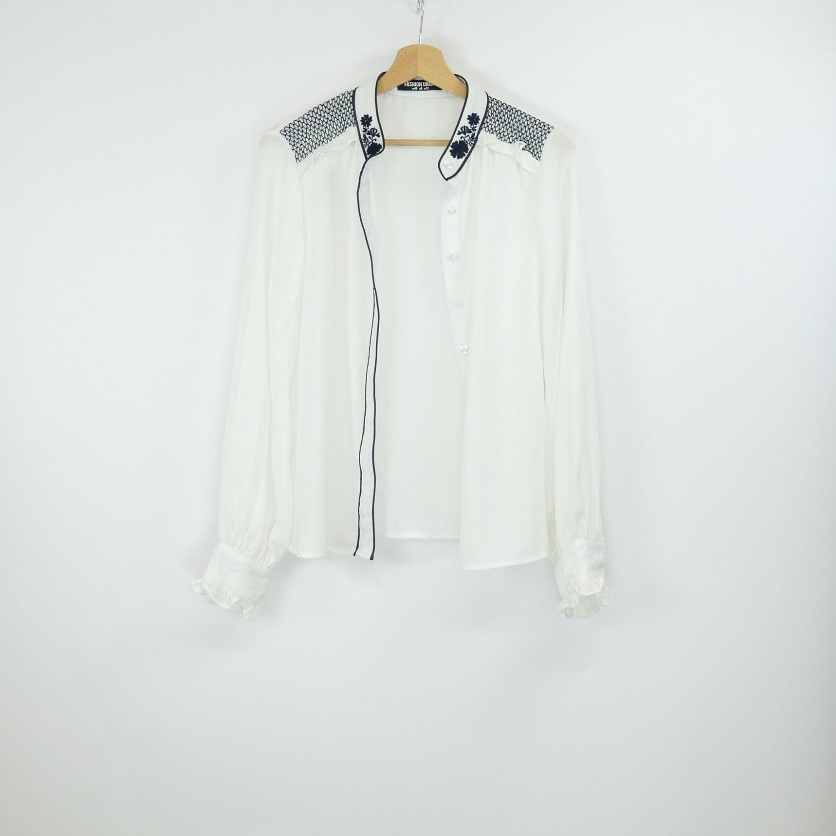 Weisse Bluse, Gr. 40, FASHION UNION