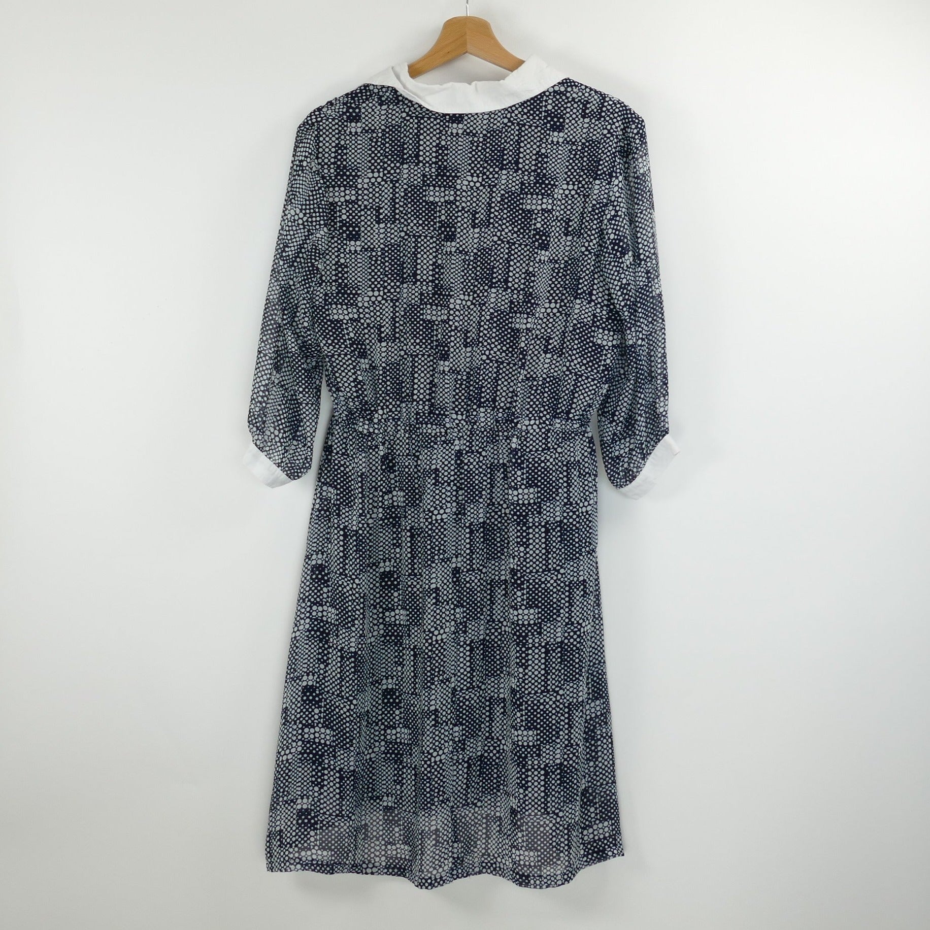 Dunkelblaues Kleid, Gr. XL, 3h